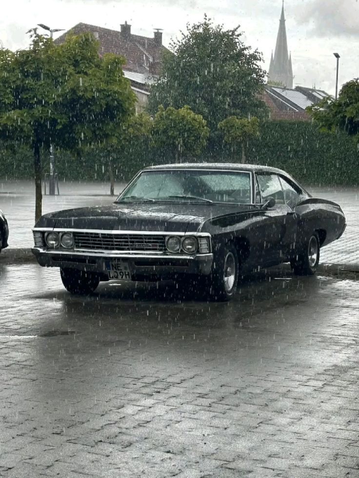 Engens Garage & Auto Sales showroom